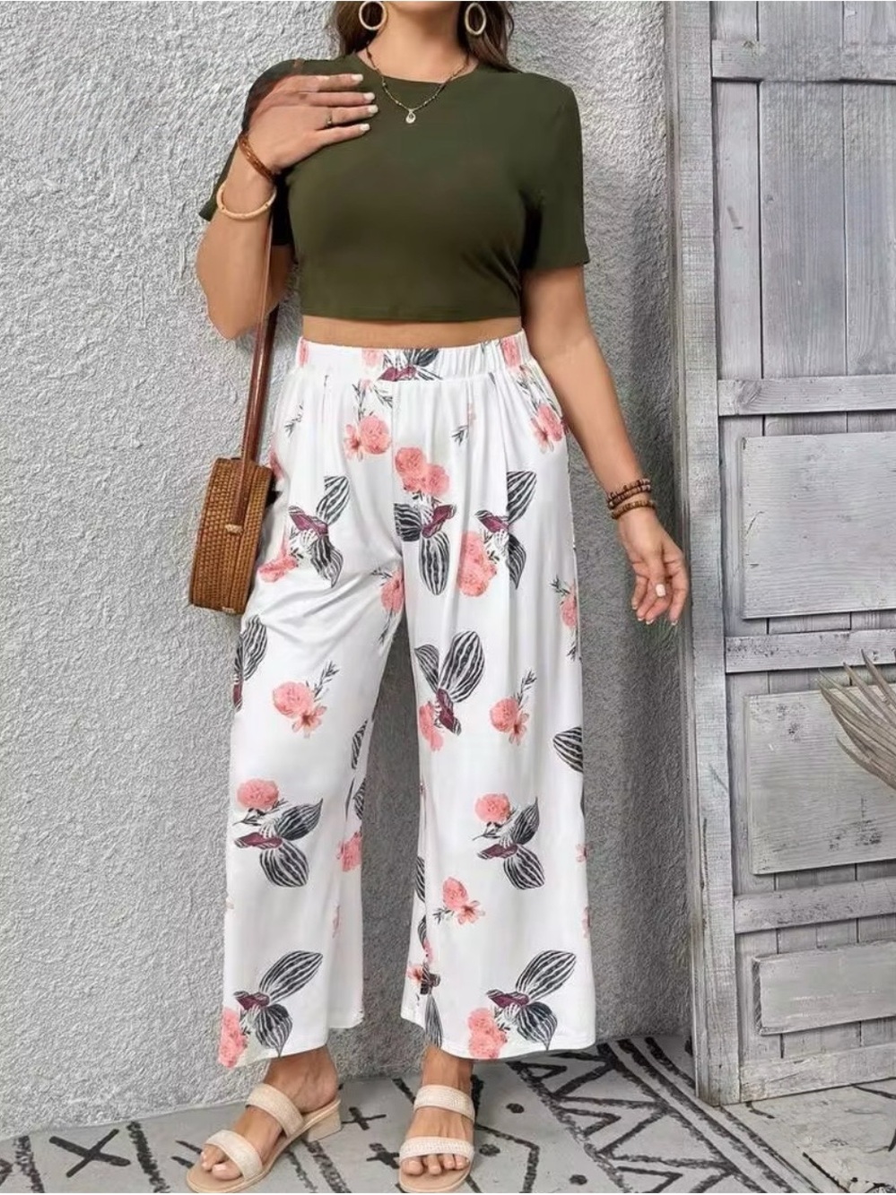 SHEIN Floral Wide-Leg Women’s Pants-EUC